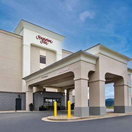 Hampton Inn Elkins Bagian luar foto
